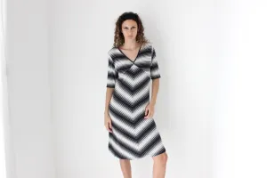 90s Chevron Knit Easy Wearing Midi Dress