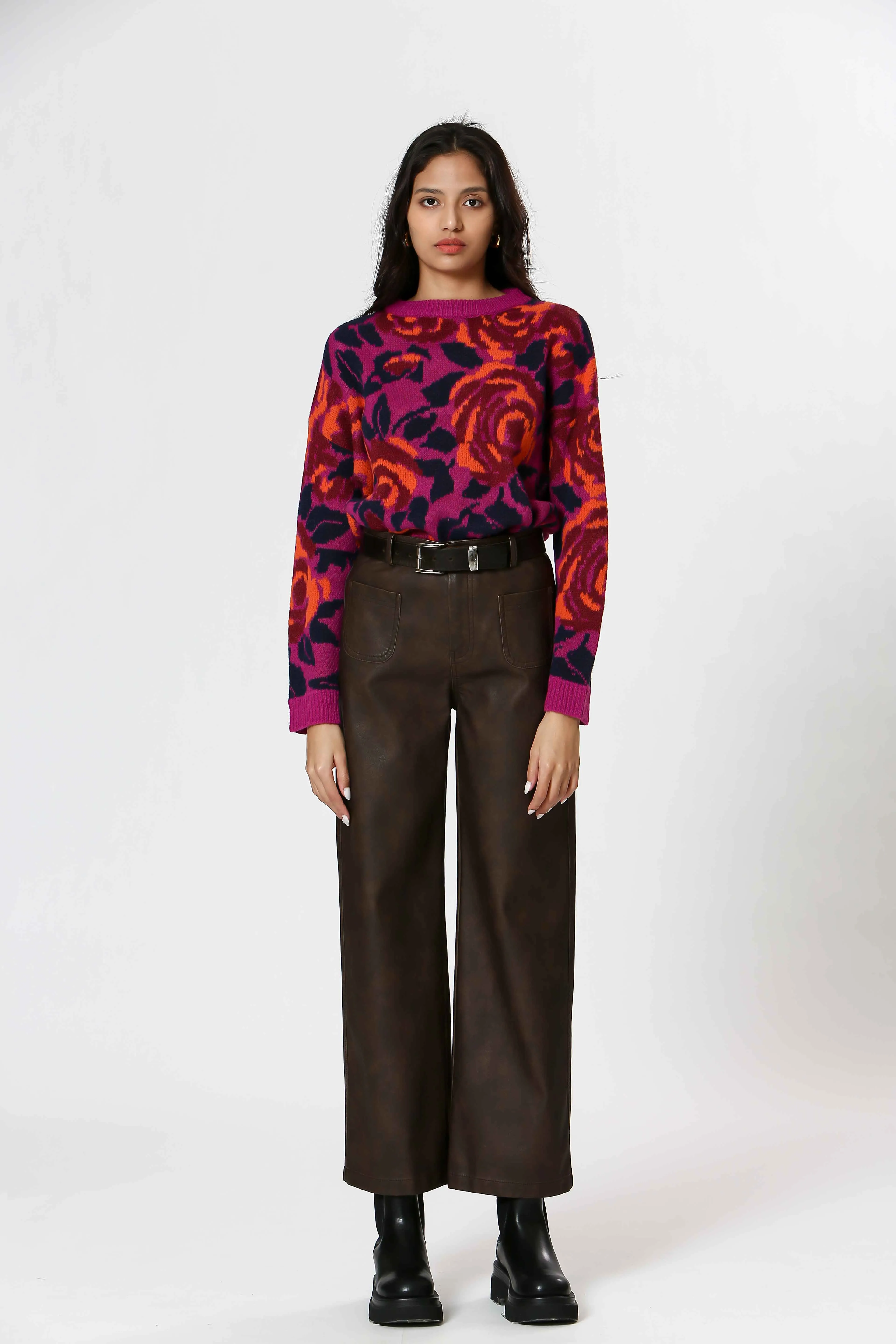Abstract Floral Chunky Knit Sweater. Style KO24203324