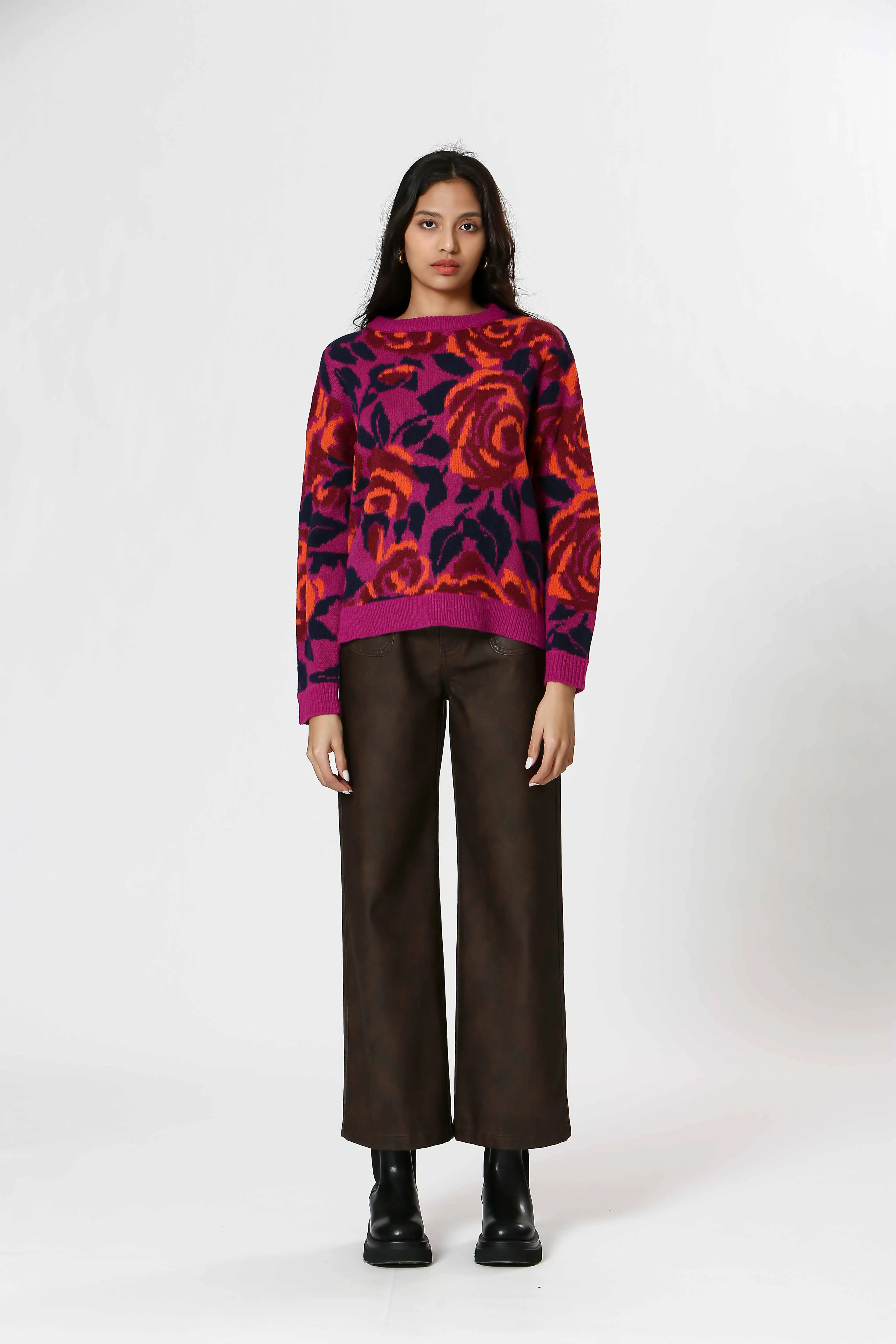 Abstract Floral Chunky Knit Sweater. Style KO24203324
