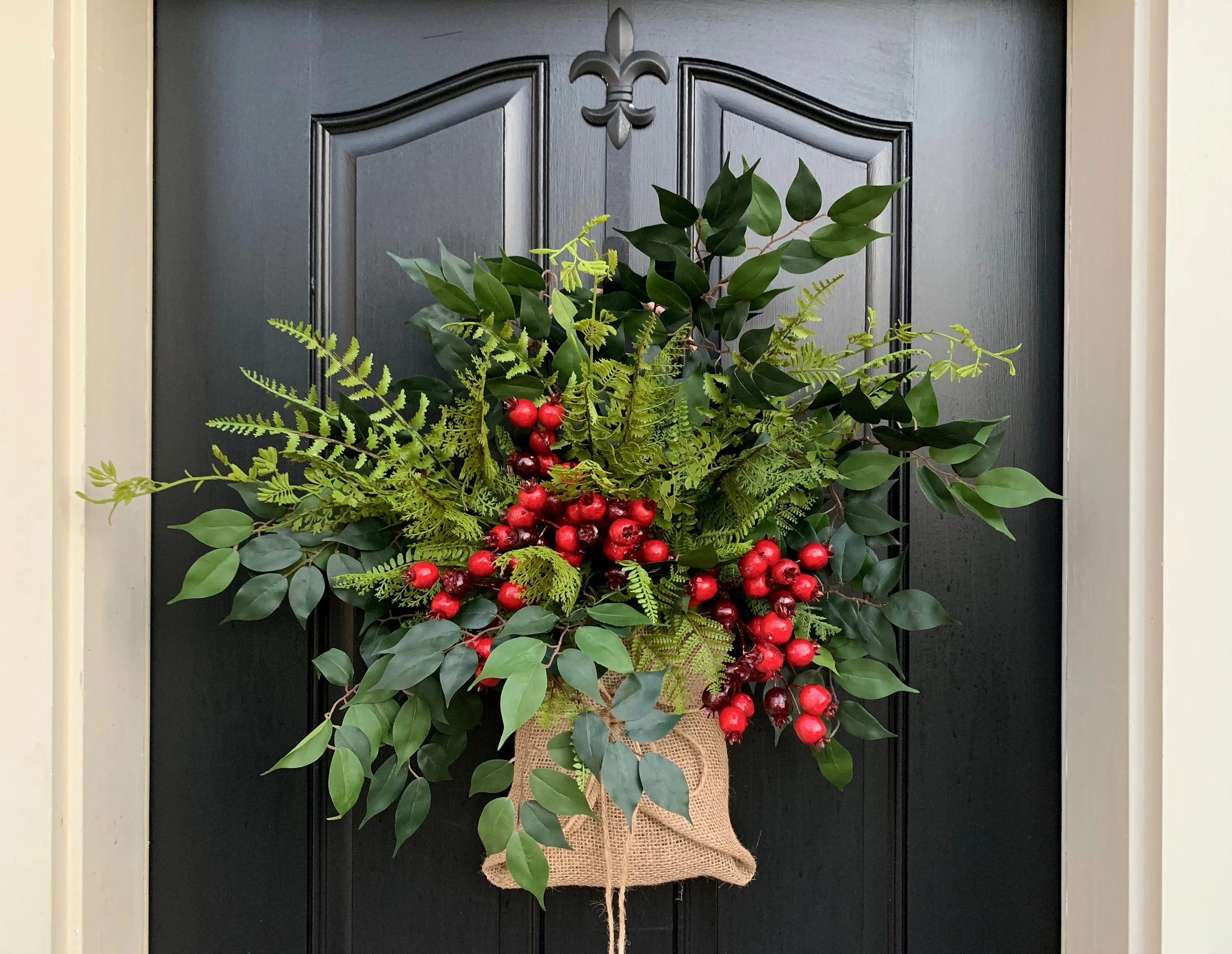 Burlap-Wrapped Winter Door Bouquet