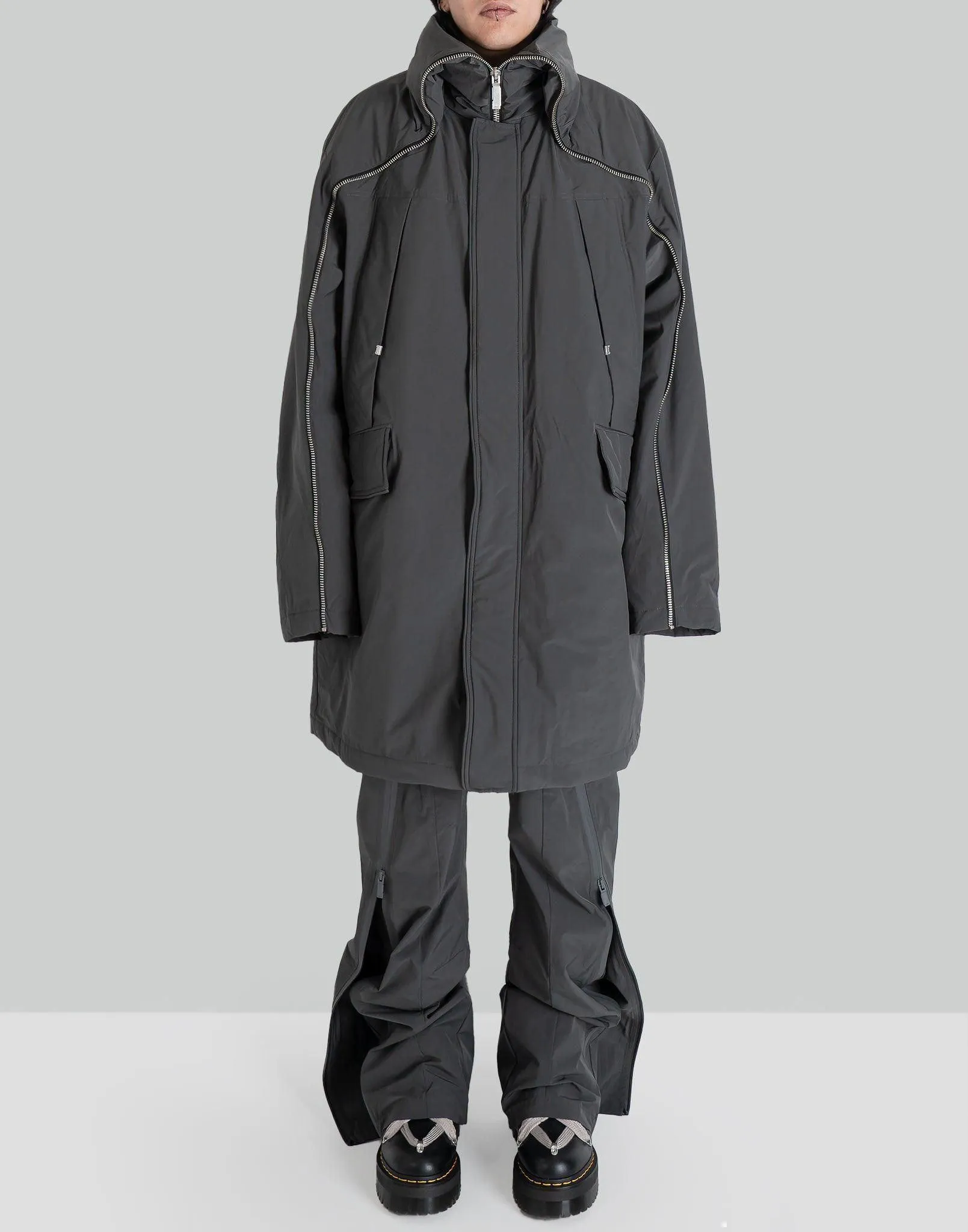 Continuous Zipper Quilted Coat