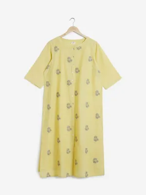 Diza Curves Yellow Embroidered Straight Kurta