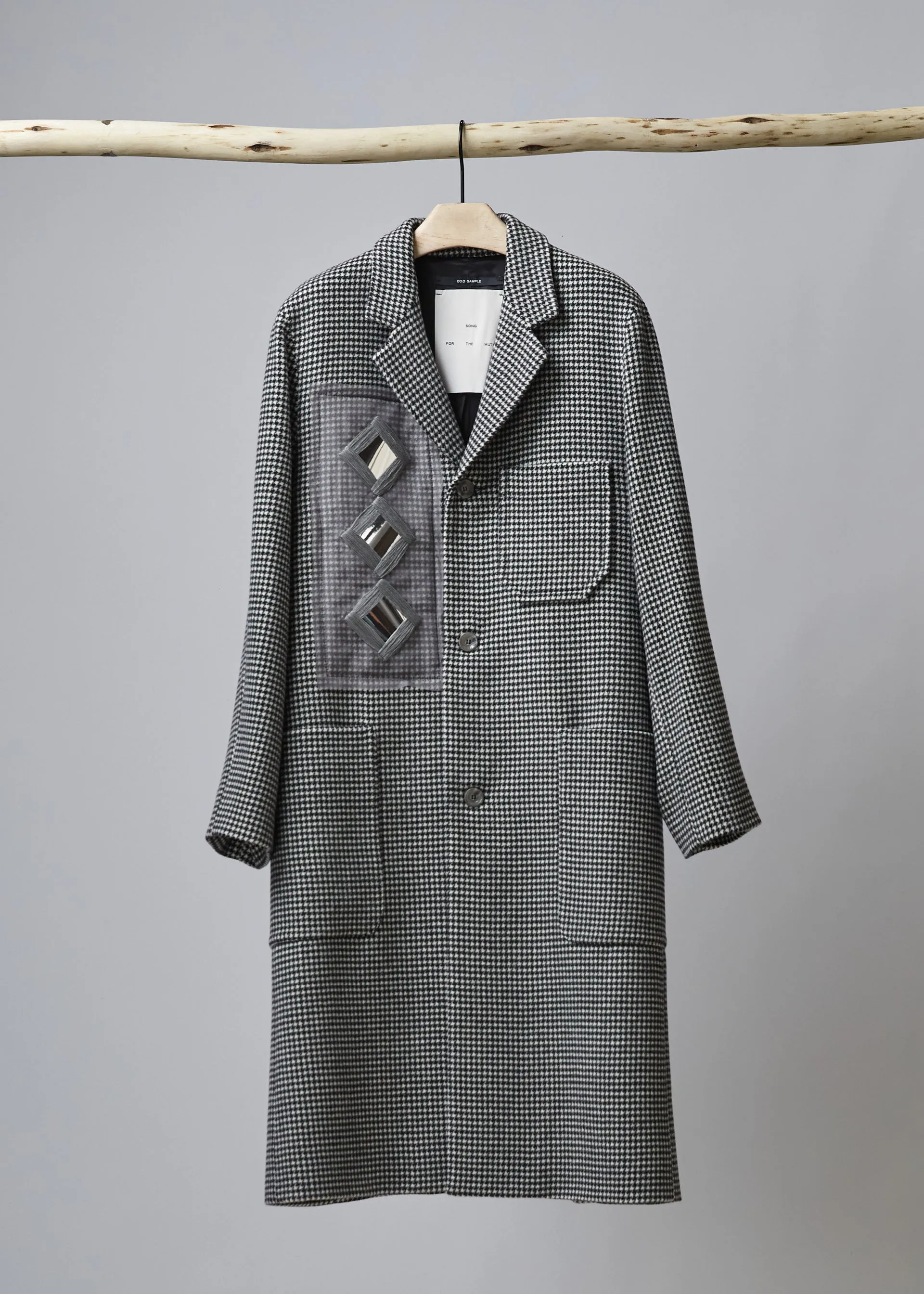 High Lapel Raglan Coat - Houndstooth (Black / White) Archive