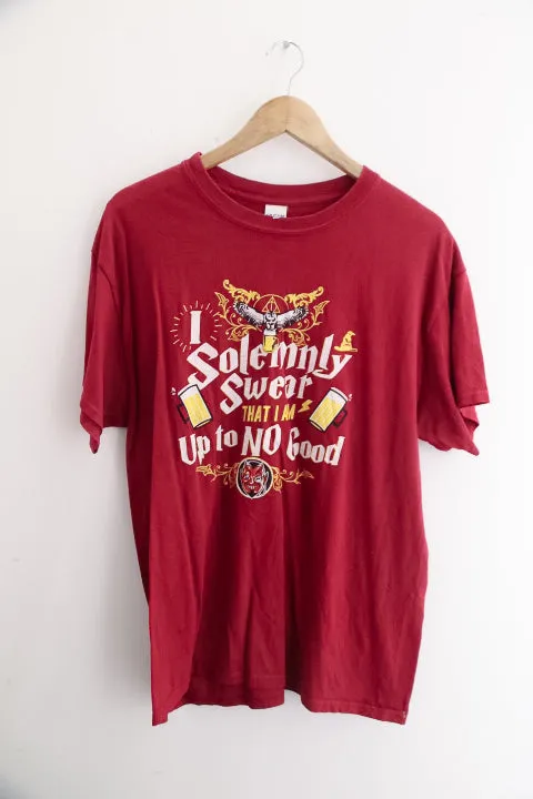 Vintage red i solemly swear that i'm up to no God graphics mens large tees